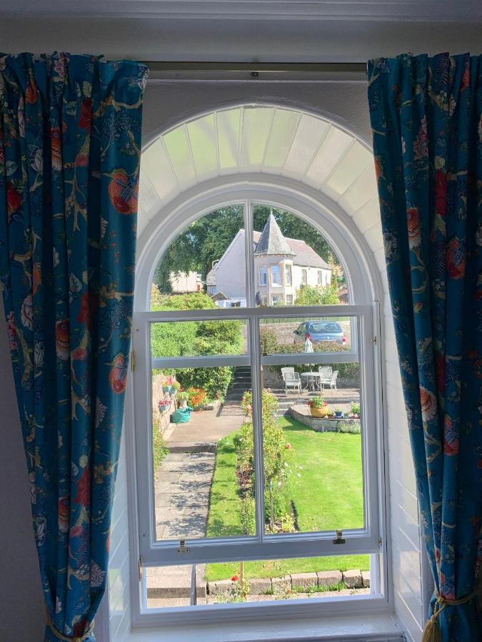 Leven House Bed And Breakfast 克里夫 外观 照片